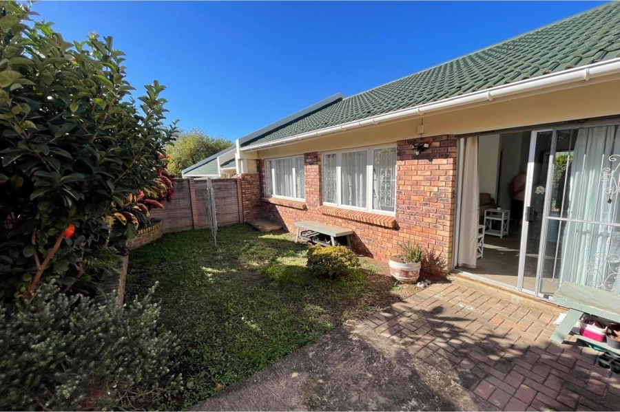 2 Bedroom Property for Sale in Chiselhurst Eastern Cape